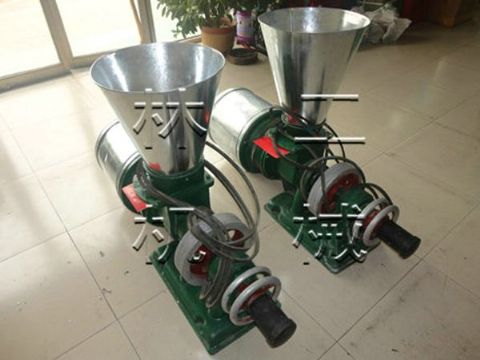 點(diǎn)擊查看詳細(xì)信息<br>標(biāo)題：臥式磨面機(jī) 閱讀次數(shù)：1808