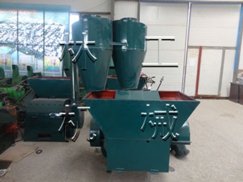 點(diǎn)擊查看詳細(xì)信息<br>標(biāo)題：自動(dòng)進(jìn)料粉碎機(jī) 閱讀次數(shù)：1660