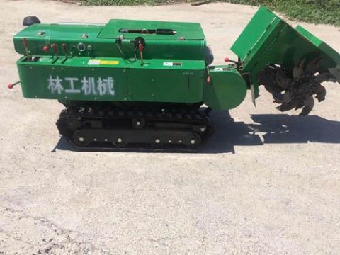 點(diǎn)擊查看詳細(xì)信息<br>標(biāo)題：履帶開(kāi)溝機(jī)　 閱讀次數(shù)：1758